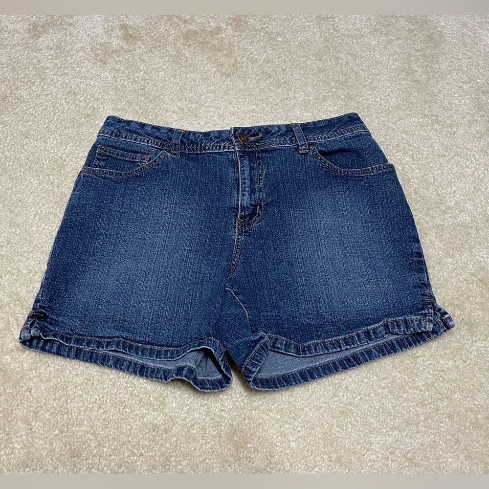 Blue Jean Shorts - Stretch - Size: 8 - St John’s Bay